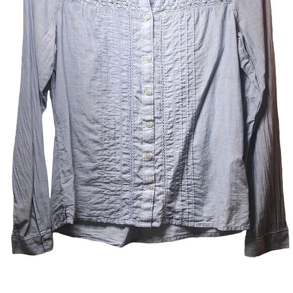 Abercrombie & Fitch Button Up Shirt Womens Size XS Light Blue Eyelet Lace - Picture 5 of 6